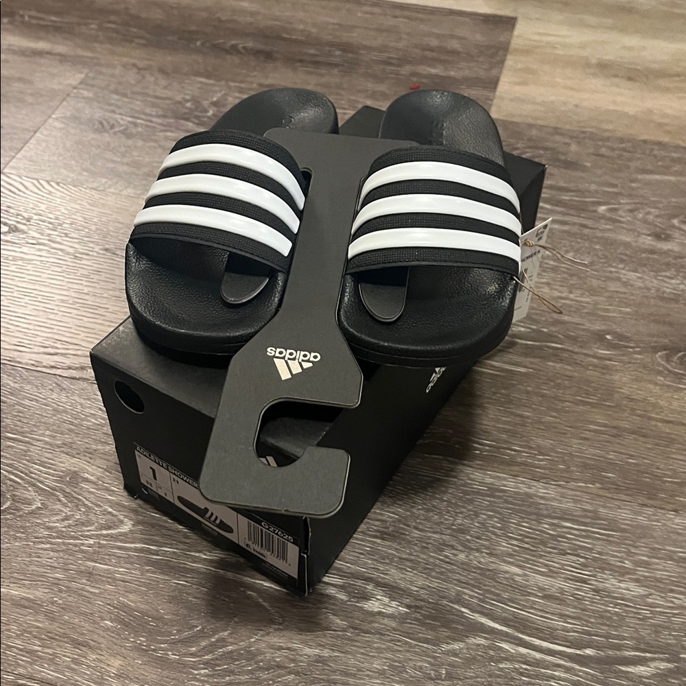 Adidas Kids Slides (NWT) - Picture 2 of 4